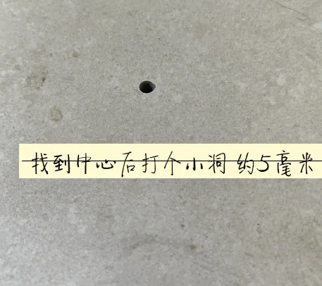 苍溪瓷砖空鼓维修公司专业解答在瓷砖铺贴过程中，如果砂料搅拌不均匀，将会带来以下问题